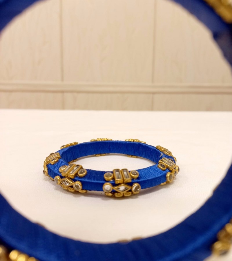 Pair of Elegant  handmade  Kundan bangle